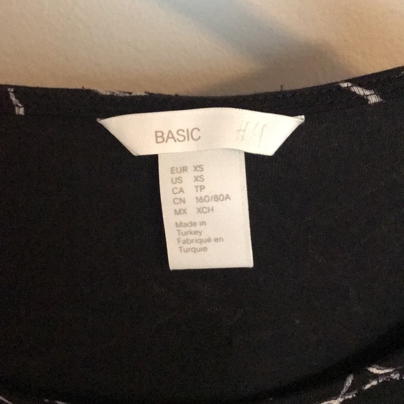 H&M Basics Fitted Long Sleeved Dress - Picture 2 of 7